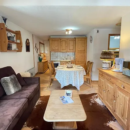 Cosy, Parking - 4 Pers. - Fr-1-411-1041 Apartment Les Allues